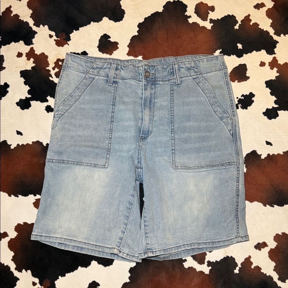 Time and Tru Bermuda Shorts Size 12